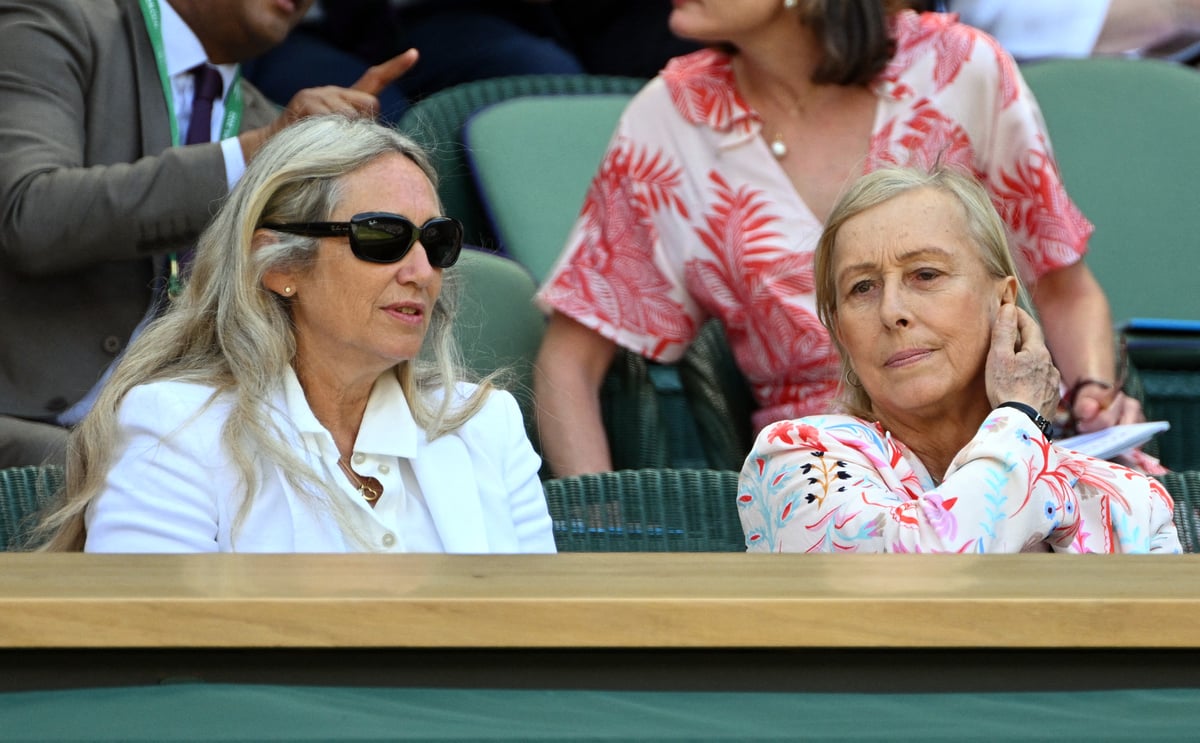 Tennis legend Martina Navratilova diagnosed with early-stage throat and breast cancer