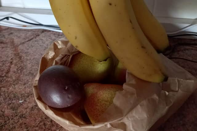 3. Bananas: Bananas are easy to include in your child’s packed lunch as no preparation is required. Bananas are great for energy, as they have fibres that help the body absorb the natural sugars in the banana slowly, preventing an energy crash, which can keep them going in lessons. This makes a perfect snack before lunch, at break time.  
