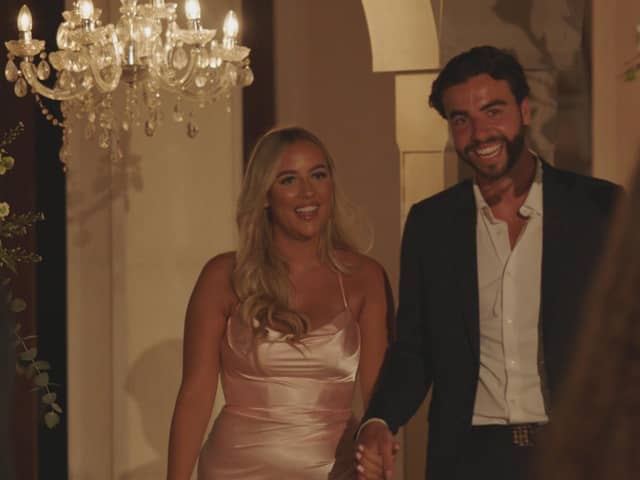 Love Island winners Jess and Sammy 