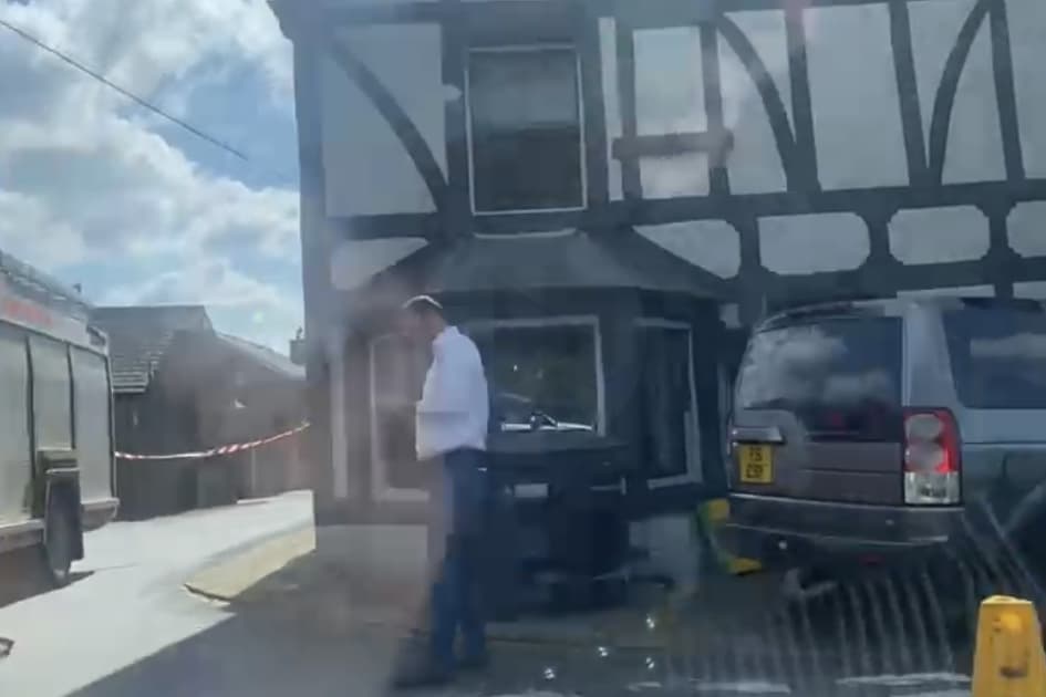 Land Rover Crash Chasing Police called after Land Rover crashes into pub
