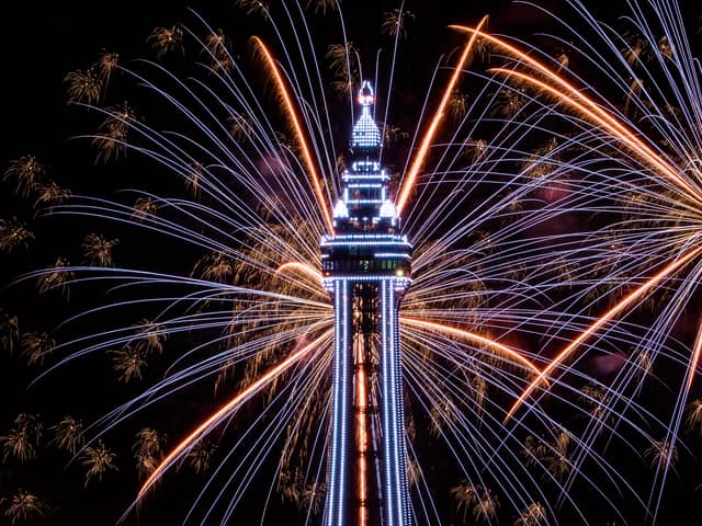 India's spectacular show at the 2023 World Firework Championships - by Lee Mansfield