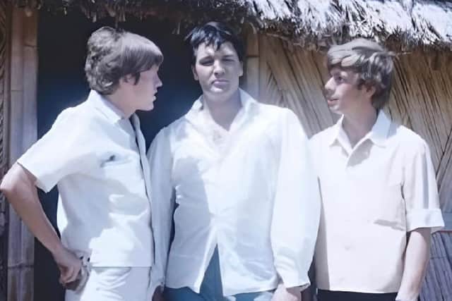 Peter Noone, Elvis Presley and Barry Whitwam, 1965, on Elvis’ film set in Hawaii