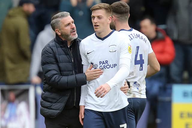 Ryan Lowe with Liam Delap