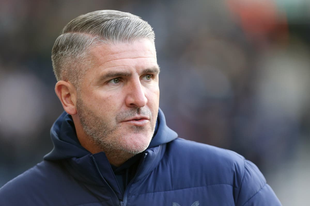 Ryan Lowe apologises for Chelsea comment after PNE backlash