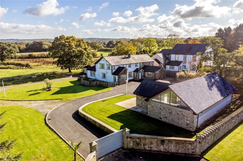 Million pound Ribble Valley mansion with brand new detached man cave on the market
