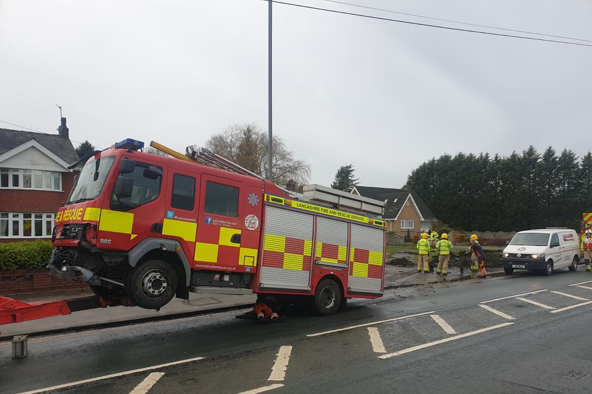 Call 999! Huge Lancashire Fire vehicle rescued by tow truck after breaking down 