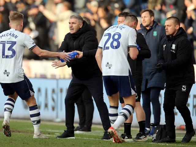 Preston North End manager Ryan Lowe issues instructions to Ali McCann
