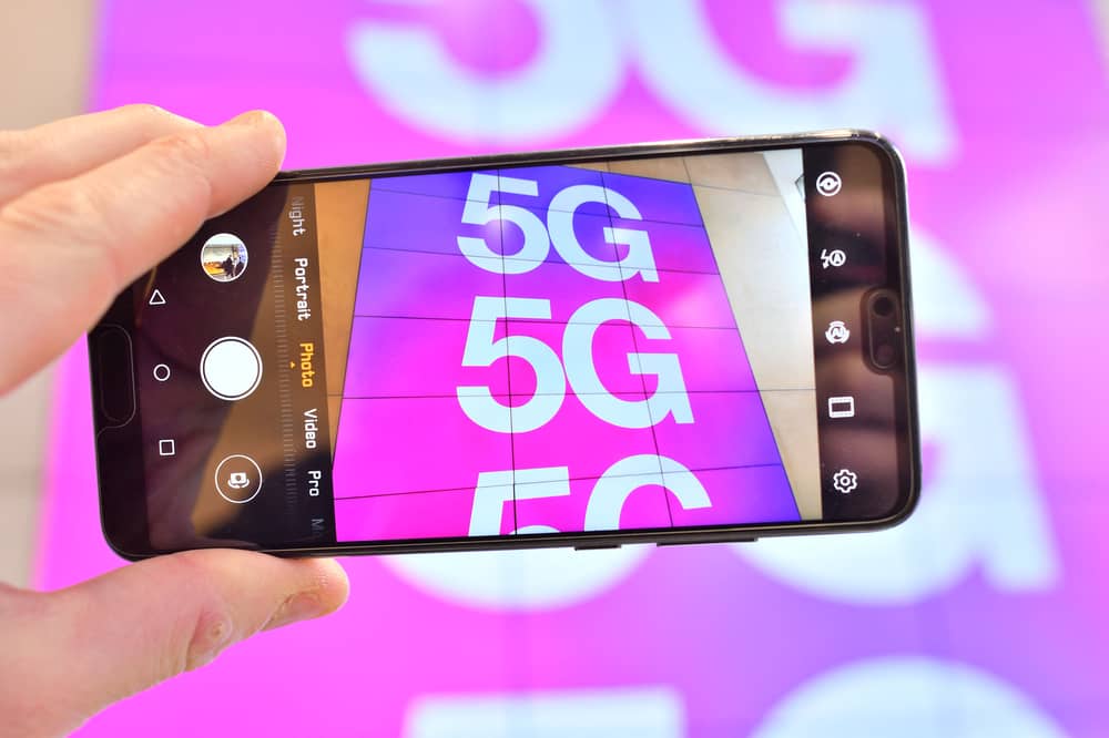 These are the 15 best cities to get a 5G signal on your phone in the UK according to OpenSignal. Photo: Justin TALLIS / AFP via Getty Images