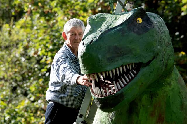 Alan Taylor poses with Bertha and her terrific teeth!