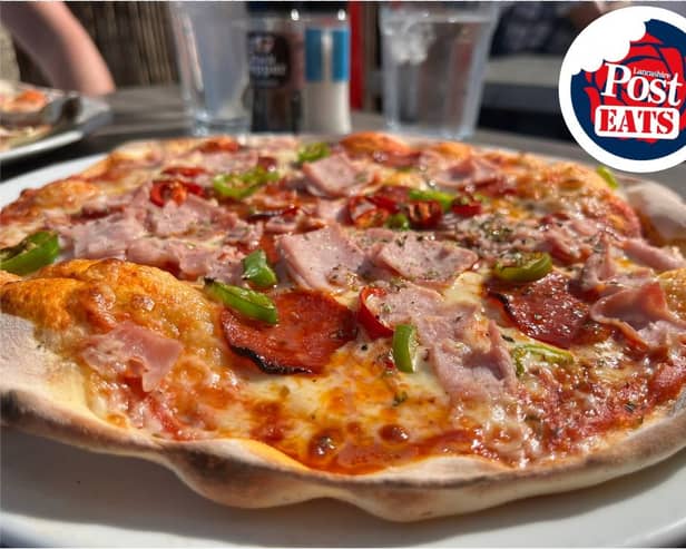 Café Bar's Phoenix pizza