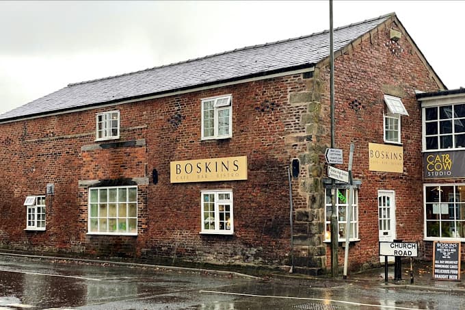 New owners being sought for highly-rated Tarleton cafe - just months after ...