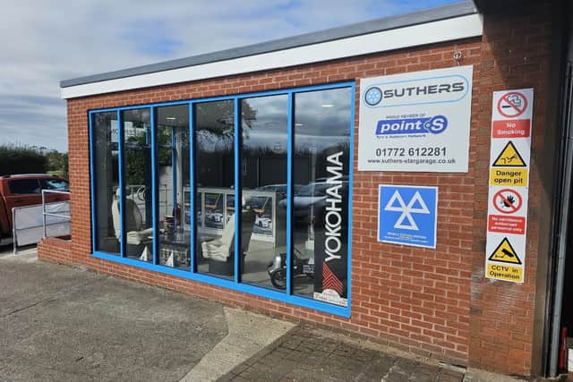 Suthers Star Garage, Walmer Bridge