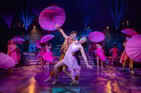 Aladdin and Princess Jasmine light up the stage