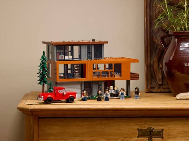LEGO Twilight Cullen house set