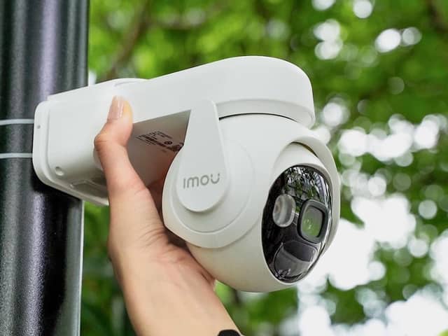 It's very easy to remove the camera from its mount for recharging - not that you'll have to do that very often