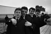 Outdoor portrait of pop band 'The Searchers', 1964. 