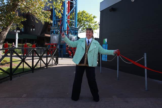 Amanda Thompson OBE, CEO of Pleasure Beach, cuts the ribbon