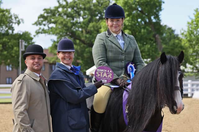 Left to right: Jordan Cook, Nicola Taylor and Bethany and Height End's Quiet Man.