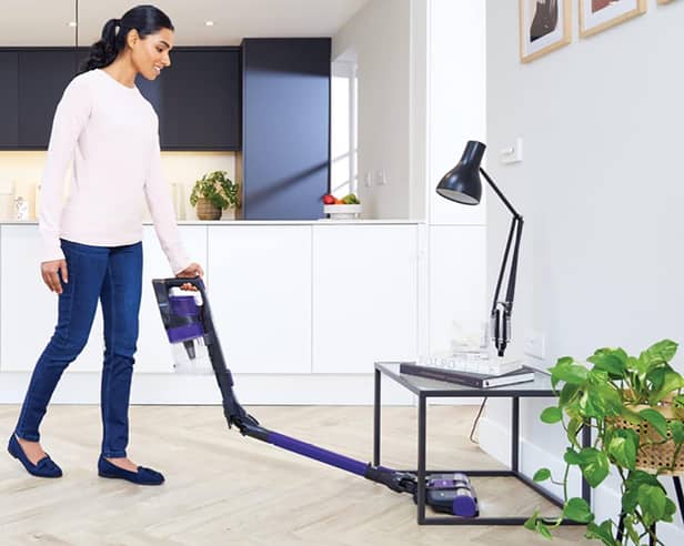 The Shark’s Flexology wand bends so you don’t have to – perfect for cleaning under furniture without moving it.