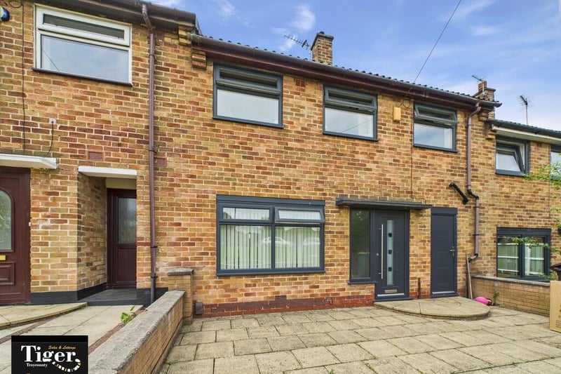 Explore this spacious 3-bed Ribbleton home with large garden for £140k