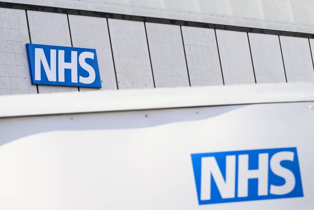 Last data has revealed that nearly one in three cancer patients are waiting longer for their first treatment.