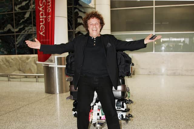 Leo Sayer arrives back in Sydney following his performance on the UK's Big Brother reality TV show in February 2007.