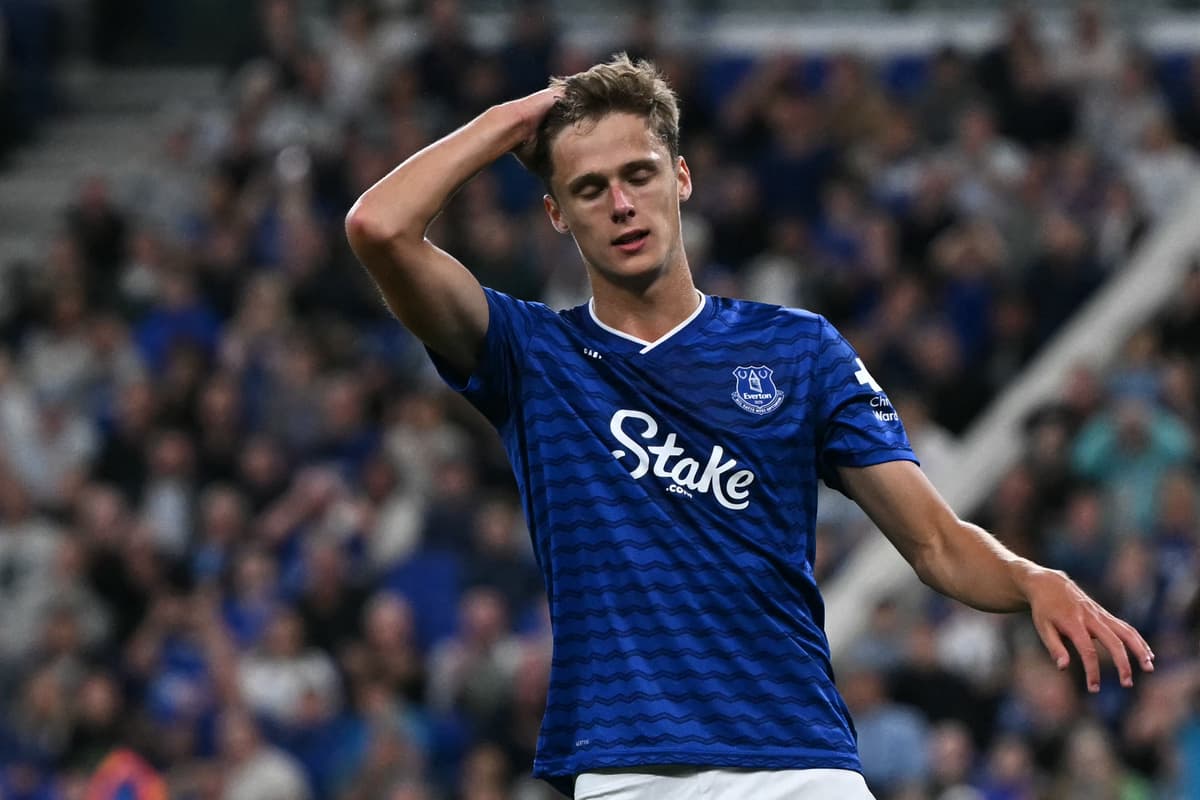 David Moyes bestätigt nach zwei Torvorlagen Evertons Transferposition zu ...
