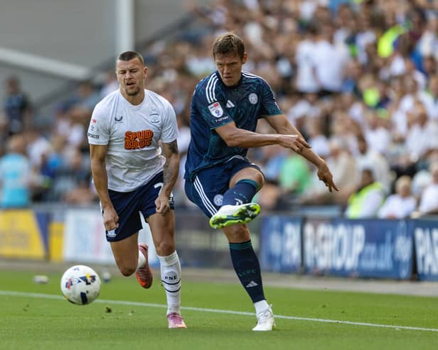 Preston North End's Milutin Osmajic looks on as Leicester City's Jannik Vestergaard defends