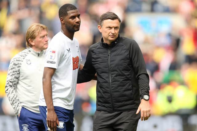 Paul Heckingbottom with Odel Offiah