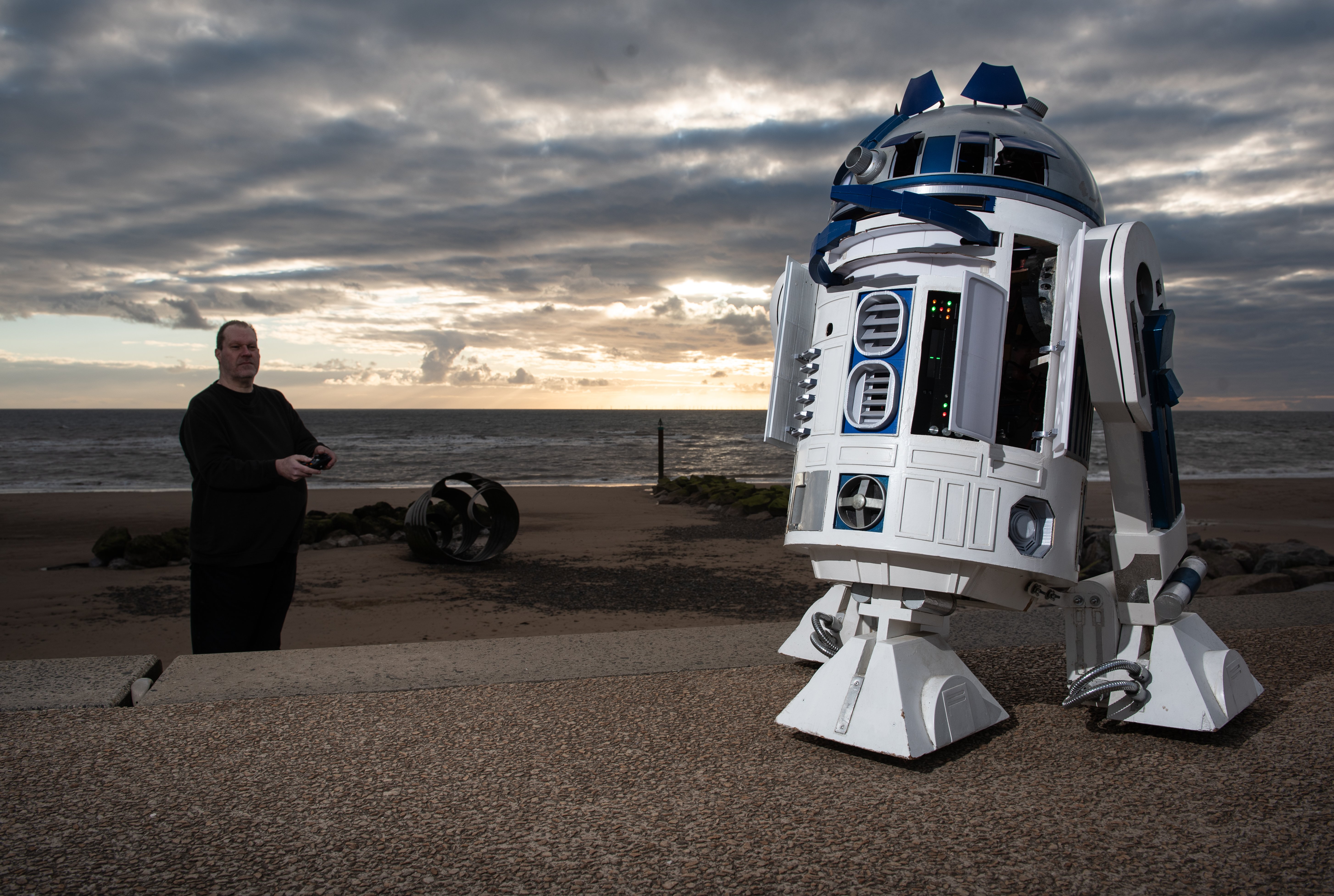 Lancashire Star Wars fan creates fully working R2-D2 replica controlled by ...