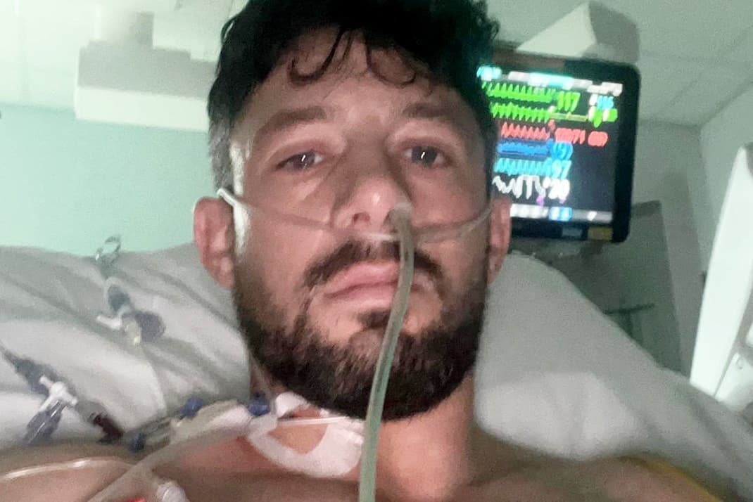 Vater aus Lancashire stirbt an aggressivem Krebs, nachdem ihm gesagt wurde ...