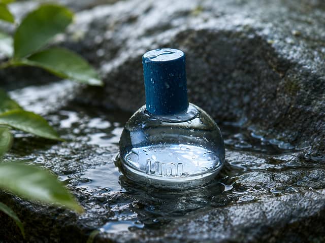 Uni Rain Eau de Parfum is inspired by the scent of fresh rainfall, blending floral and earthy notes in a lightweight, water-based fragrance.