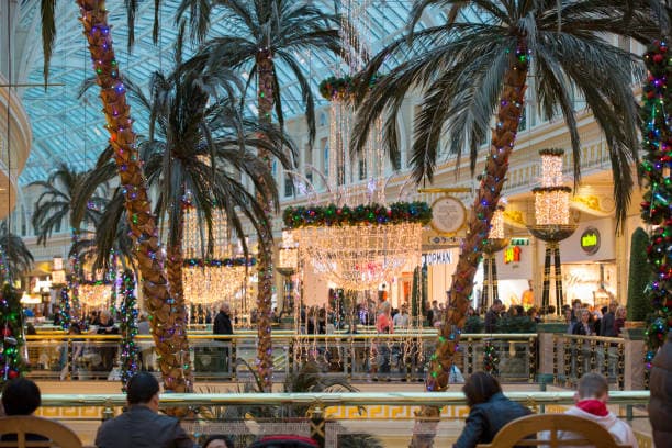 Sorry is this real life - woman slams Trafford Centre restaurant in TikTok ...