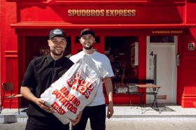 Spud Bros Jacob and Harley Nelson have signed an exclusive Area Development Agreement with leading UAE hospitality operator Forward Hospitality. 