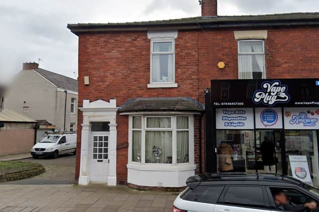 Plans for a new beauty salon at 252 New Hall Lane (the left property) have taken a step forward.