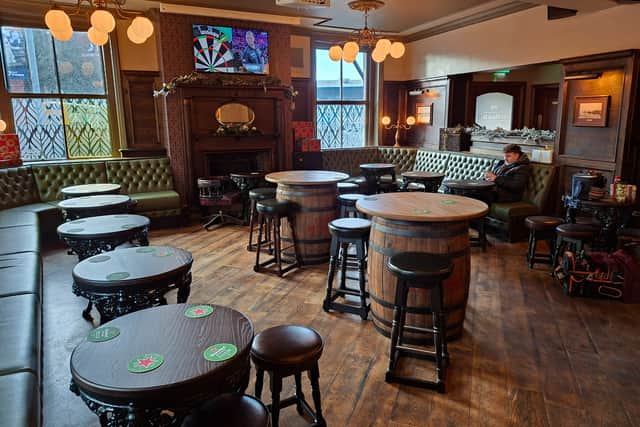 Lounge at The Old Black Bull