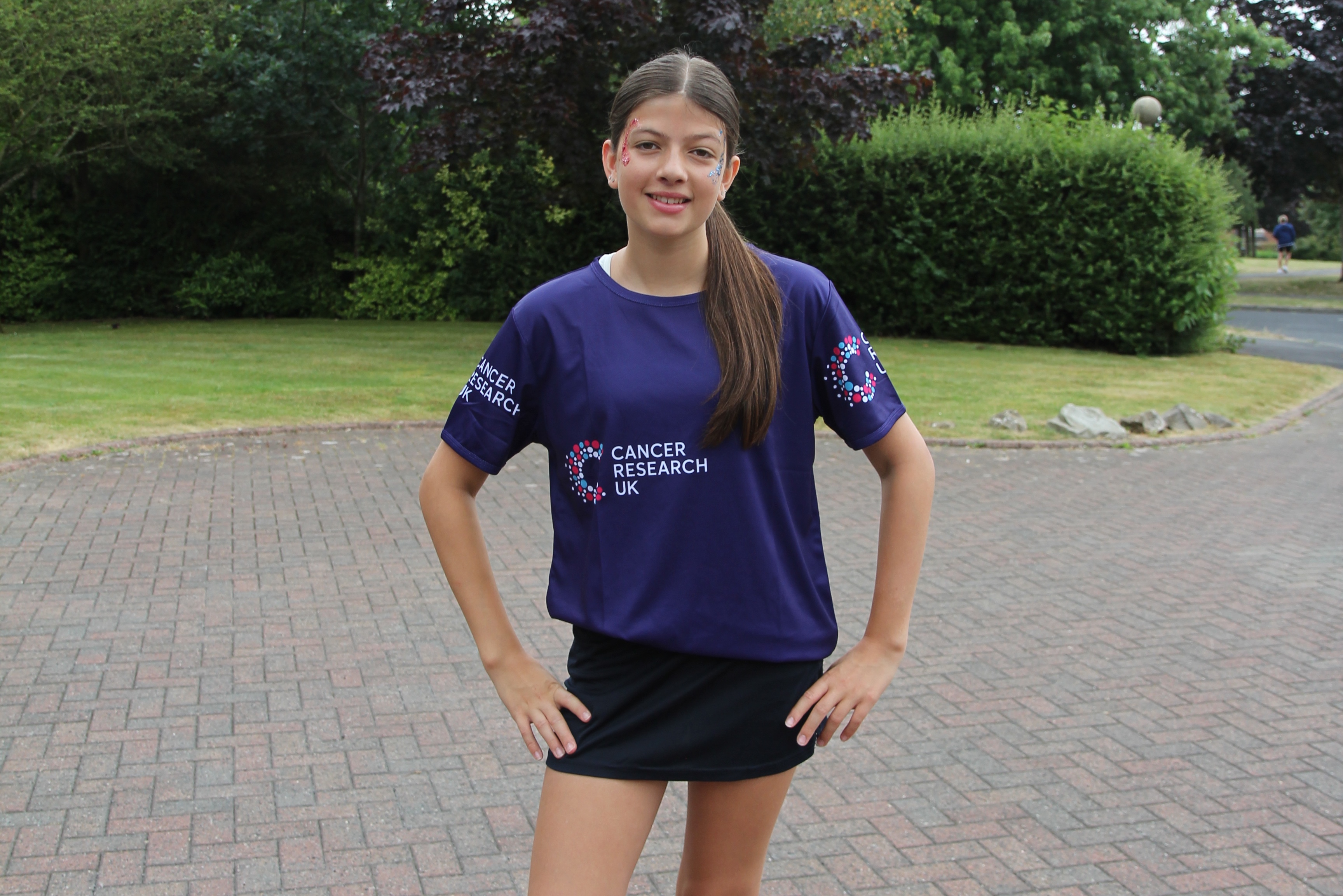 Young fundraiser takes on 100km cancer research challenge