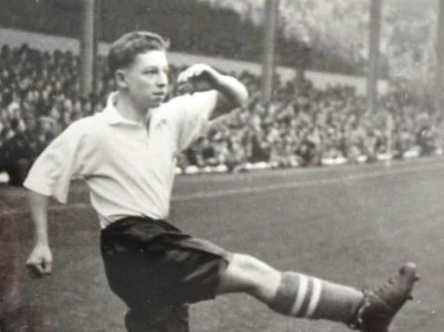 Les Campbell during his Preston debut against Wolves at Molineux