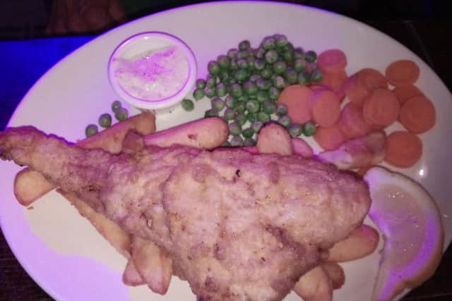 Fish and chips with vegetables
