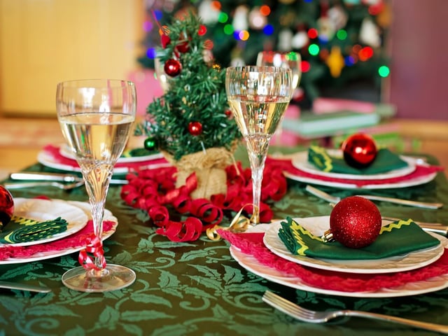 Christmas dinner. Photo by Pixabay