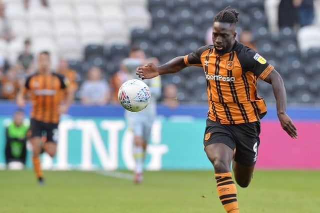 Hull City look likely to part companywith striker Nouha Dicko on a permanent basis this month, and are ready to listen to offers for the forward currently on loan with Vitesse.