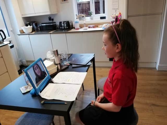 Another Little Voices online session in action.