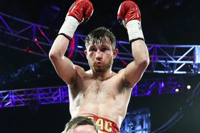 Isaac Lowe (photo: Mikey Williams/Top Rank)