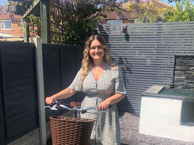 Jessica uses her bike to see her sister in Lytham