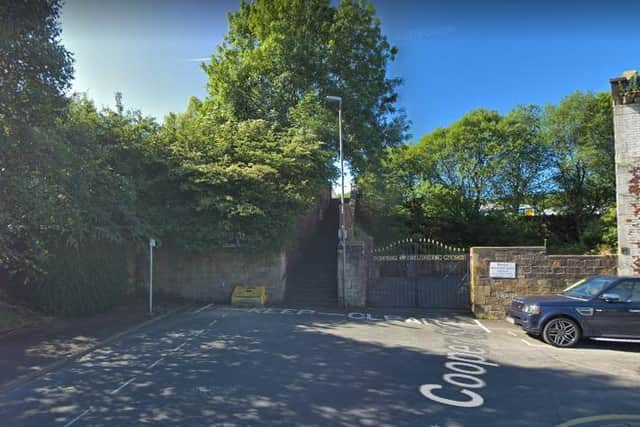 A 17-year-old girl wassubjected to a violent assault as she entered the steps adjacent to Cooper Street. (Credit: Google)