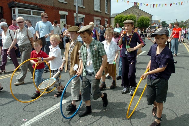 The children of St. Wilfrid's School at Ribchester Field Day in 2005