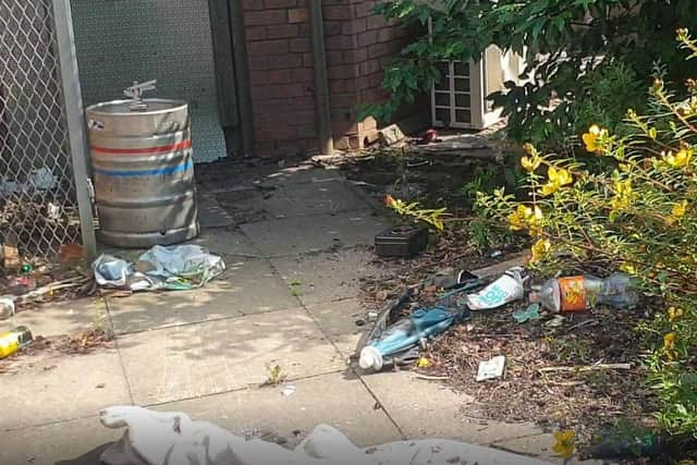 Litter left on the car park to the closed down restaurant.