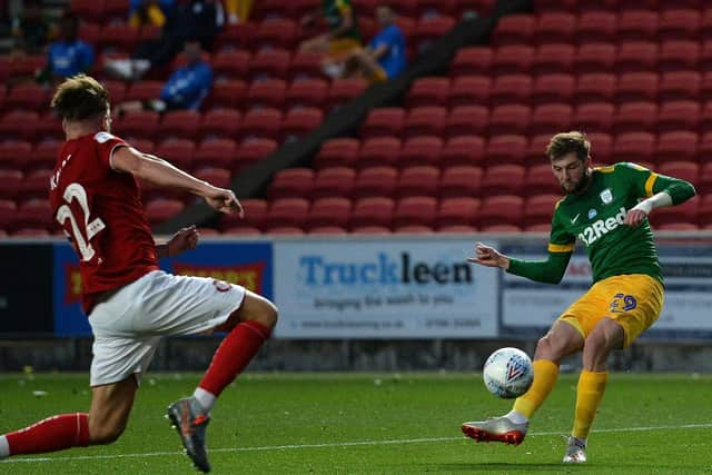 PNE substitute Tom Barkhuizen lifts a late chance over the bar