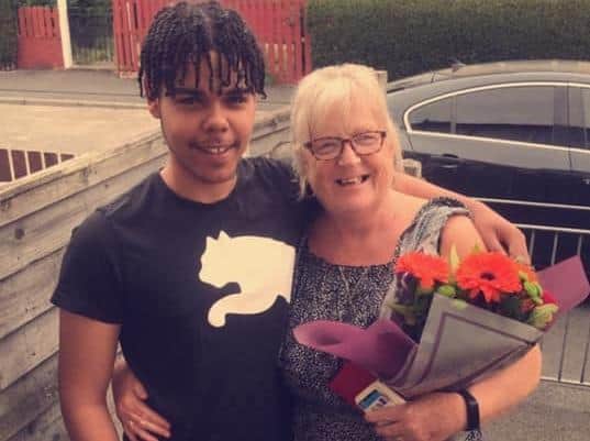 Raynelle Barnes (left), 17, with Good Samaritan Elly Hutchinson, 60, who stopped her car to help him after he was robbed at knife-point in Moor Nook, Preston at around 4pm yesterday (August 18). Pic: Danielle Barnes