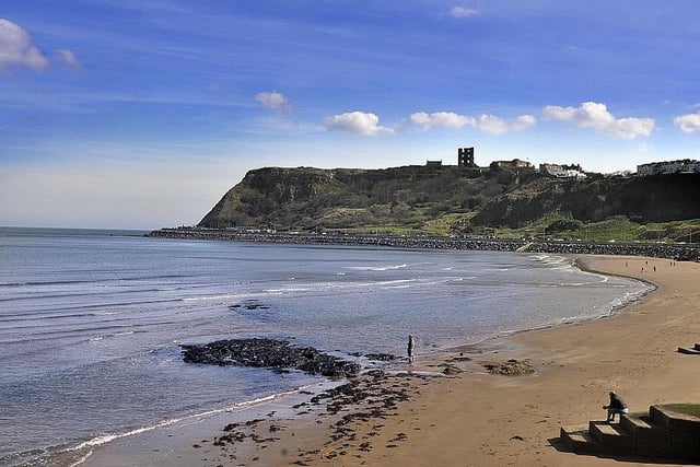 High ground is where to get the best of the coastal views. Though there is an admission price to access the whole grounds (and currently you need to book your slot before you go), it's worth it for a glimpse into Scarborough's historic past.